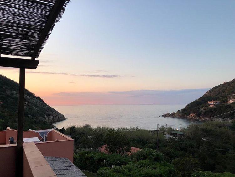 Appartamento A Due Passi Dal Mare Nisporto Εξωτερικό φωτογραφία